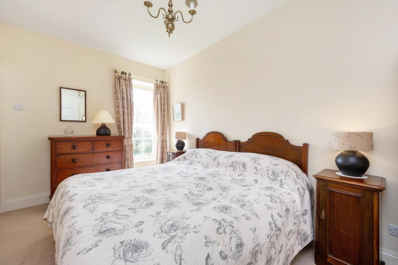 Kilmahon House, P25A973 Bed & Breakfast Shanagarry Екстериор снимка
